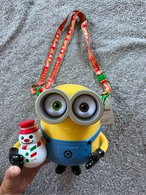 Universal Studios Minions Christmas Popcorn Bucket Souvenir with Lanyard NWT